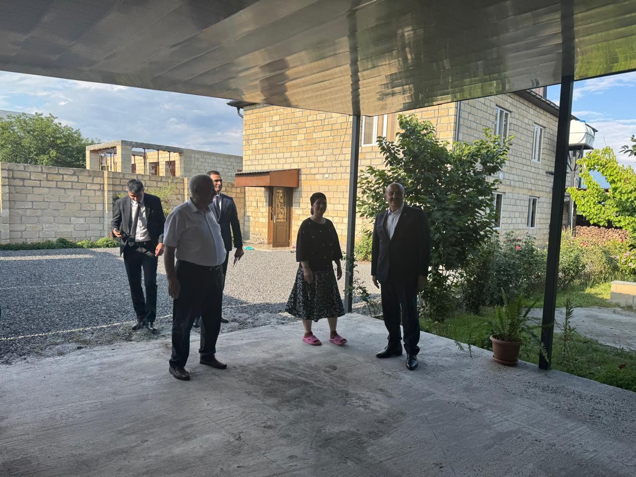 Millət vəkili şəhidin ailəsinə baş çəkdi - FOTOLAR